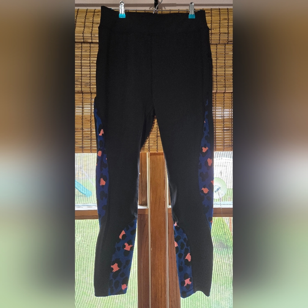 Pop fit leopard print leggings size XL